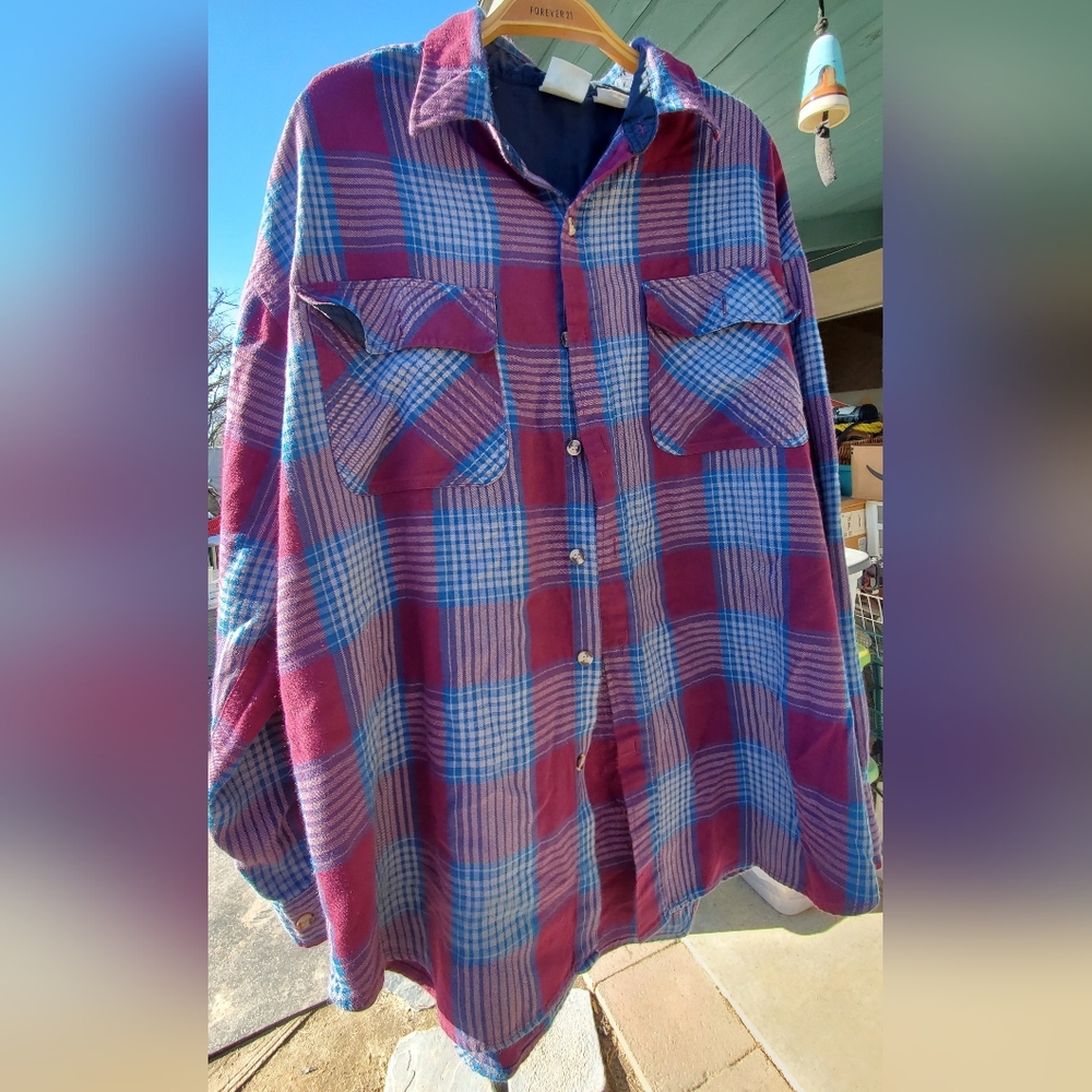 Appalachian Trail Acrylic Flannel Size Large. GPWC. Magenta, Gray, Blue